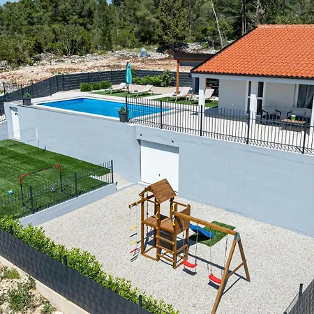 Antea By Guide Villa *